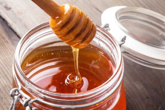 Raw Honey: 18+ Ways to Use it and Why You Should